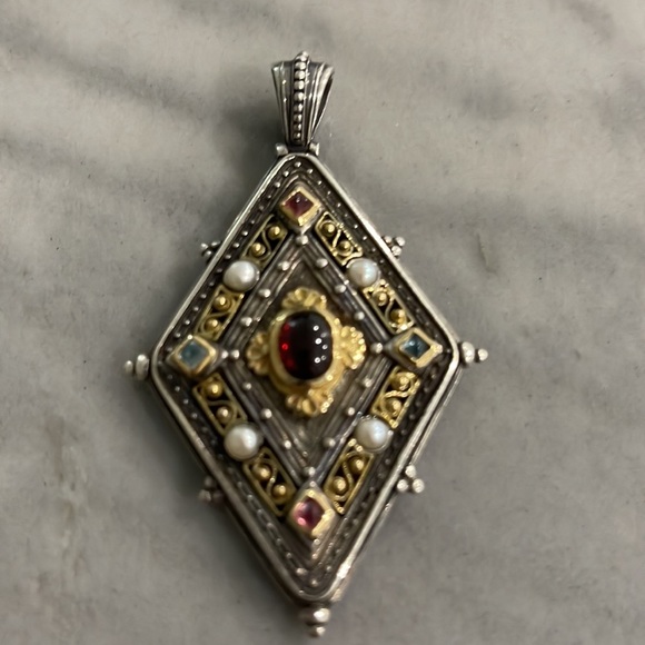 Konstantino Sterling/18 Pendant - Picture 2 of 5